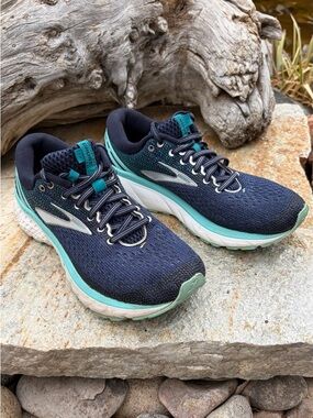 Brooks Ghost 11 Womens 7.5 Navy Teal Running Shoes Athletic
